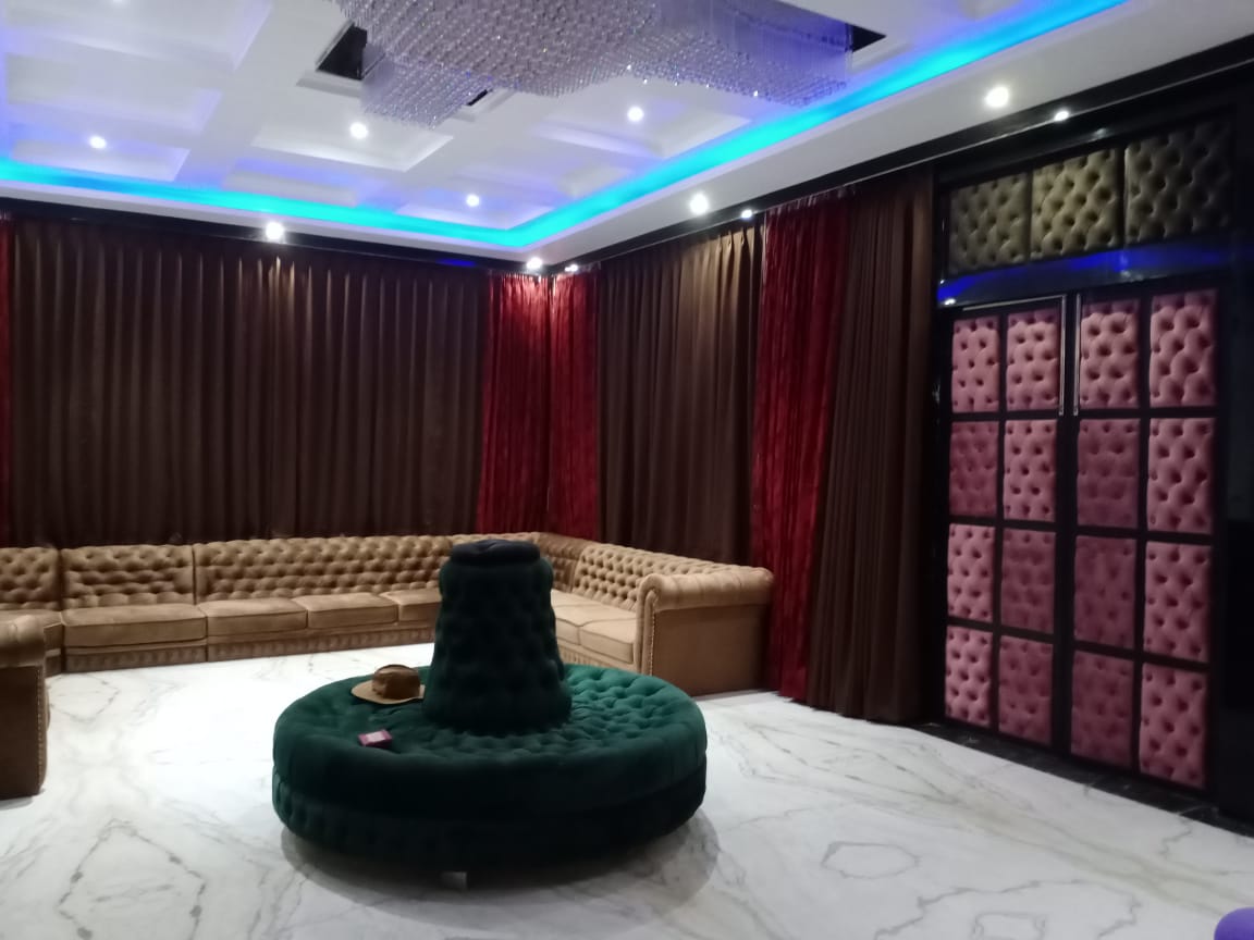 Interior Decor